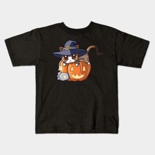 Brown Stripped Cat on a Pumpkin Kids T-Shirt